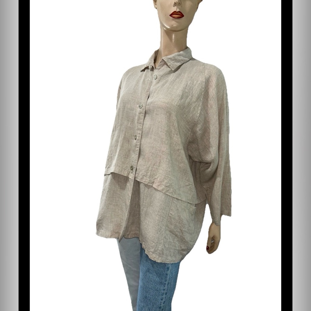 PLANET Minimalist Button Down shirt